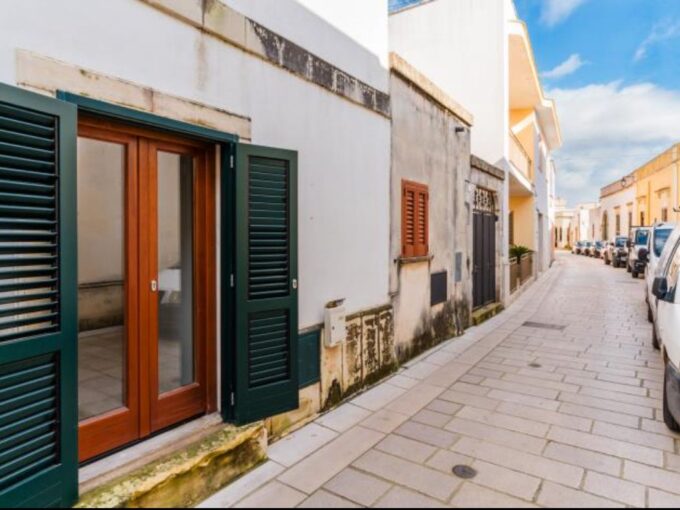Charming 1-Bedroom Townhouse